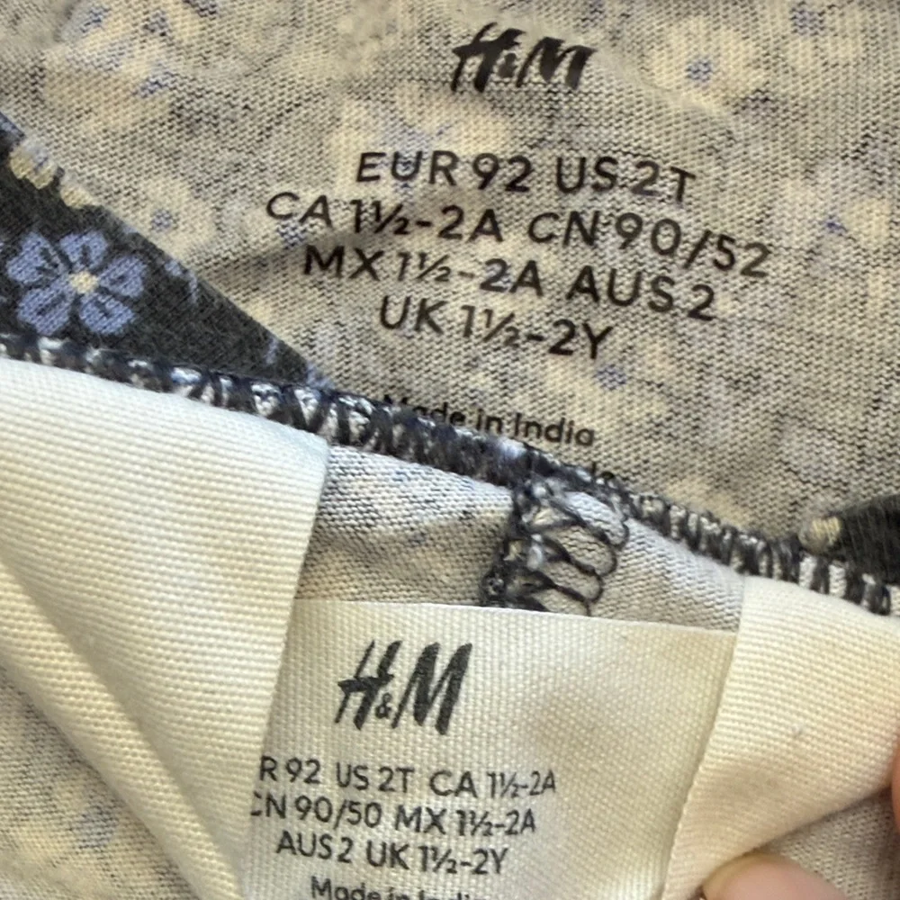 H&M Blue Floral Patterned Outfit - Picture 3 of 7